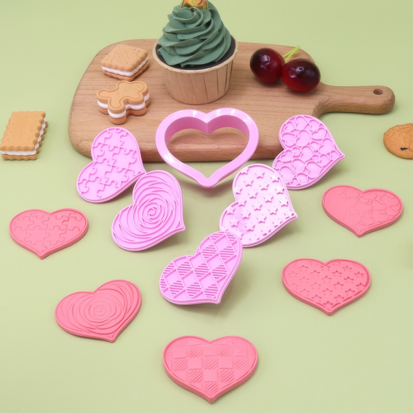 Khuôn nhấn Cutter Trái Tim CT2 (nhiều mẫu) tạo hình bánh bao, bánh quy, bánh mì, rau câu, xôi hoa đậu