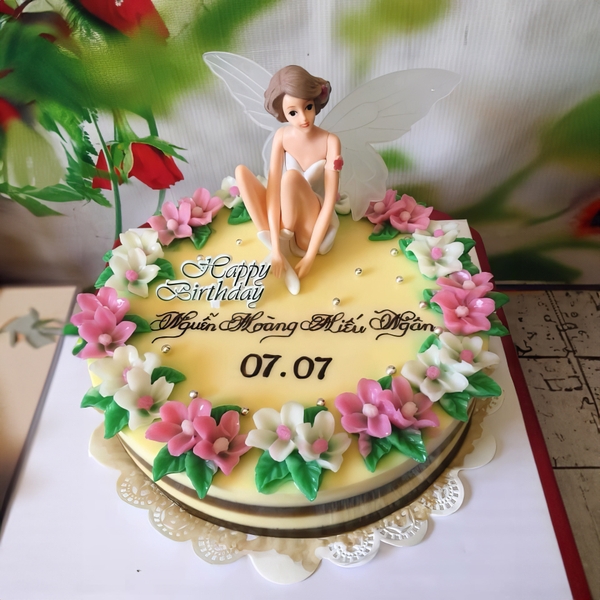 Nàng Tiên (3 nàng) trang trí bánh sinh nhật rau câu, bông lan trứng muối
