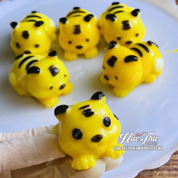 Khuôn silicon Hổ Con (vỉ 6 khuôn) làm bánh rau câu 3D 4D nhấn xôi, fondant, socola, nến hanmade, chè trôi nước