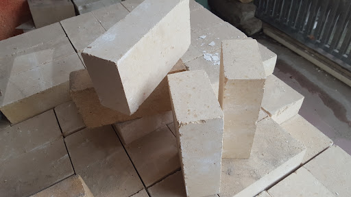 Gạch chịu lửa cao nhôm là gì? Những lưu ý khi sử dụng gạch chịu lửa cao nhôm