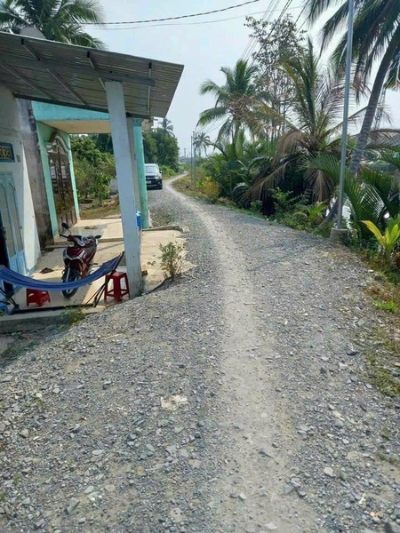 Đất 10m × 90m. thổ vườn..view sông lớn mát mẻ..sát tỉnh lộ..sát khu tân đức..giá ngợp thở..