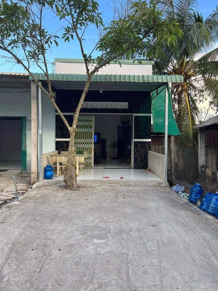 Căn nhà từ 1 tỷ xuống 780 triệu  Diện tích : 4 x 26 thổ 100% sổ hồng riêng