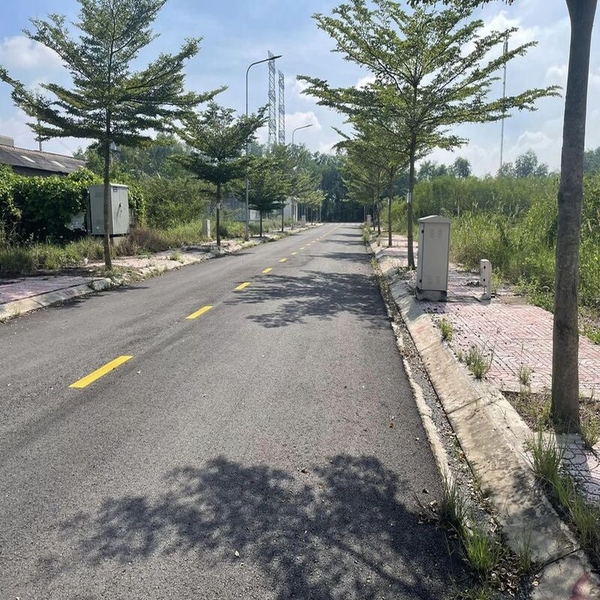 Bán Đất Sao Vàng Xã Hòa Khánh Đông Đường Nhựa 12m Tiện Ích Đầy Đủ