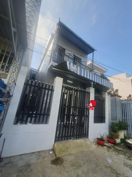 Mua Bán Căn Nhà Khu Vực 4 Thị Trấn Đức Hòa