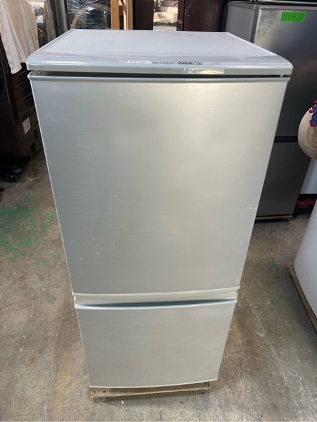 Tủ lạnh PVN1541 Sharp 137L 15