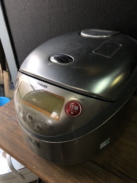 Nồi cơm 142 TOSHIBA 1L