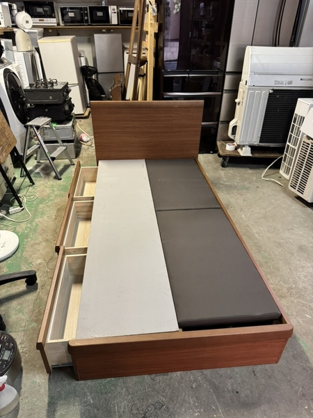 Giường đơn 100x200 (ko kèm đệm )