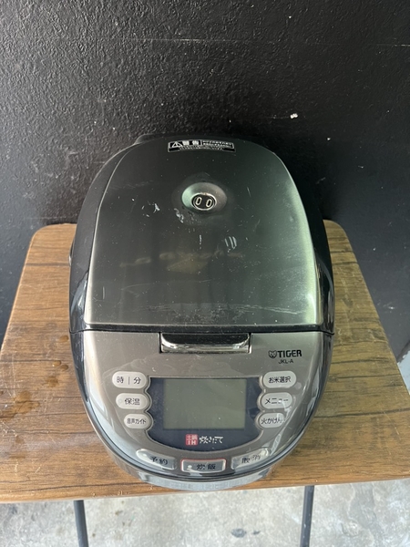Nồi cơm 189 TIGER 1L