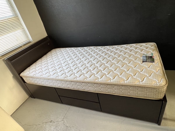 Giường đơn PVN824 100x200 (ko kèm đệm)