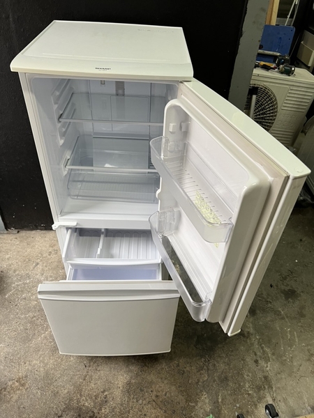 Tủ lạnh 171- SHARP 2015 137L
