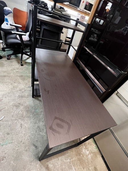 Bàn học PVN 1347 cao 72x48x110