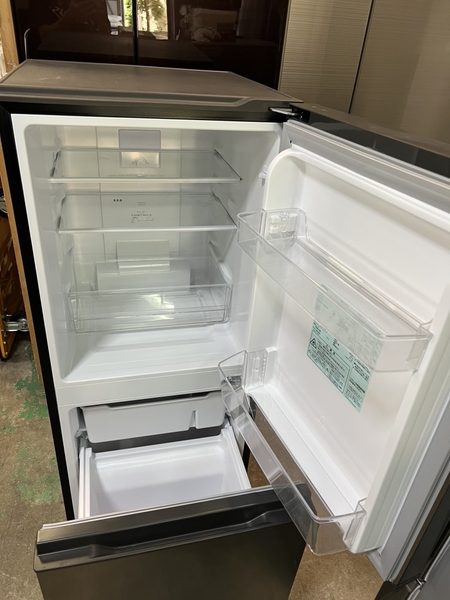 Tủ lạnh PVN1222 AQua 135L 2022