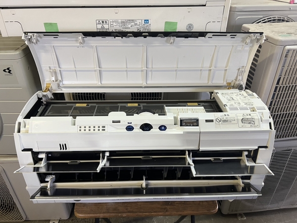 Điều hoà 515 HITACHI 2015 3.6KW 100V