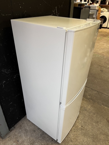 tủ lạnh PVN1363 OHYAMA 142L 2023