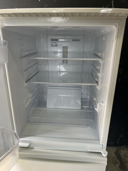 Tủ lạnh PVN 1084 Sharp 137l 2020