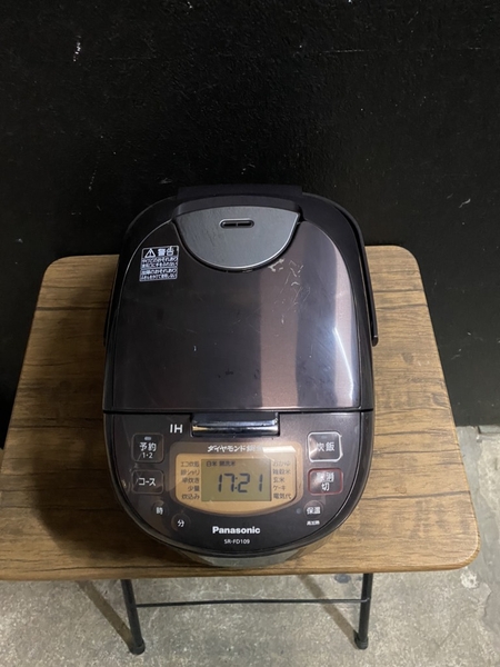 Nồi Cơm 69 - PANASONIC 1,5l