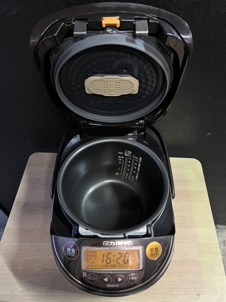 Nồi cơm 58 - ZOJIRUSHI 10合 1.8L