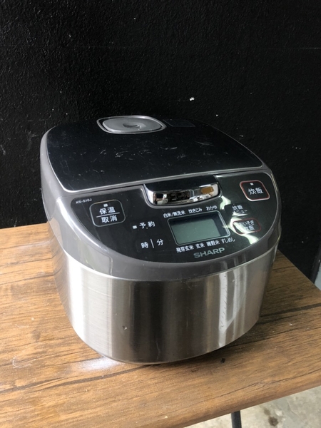 Nồi cơm 134 SHARP 1L