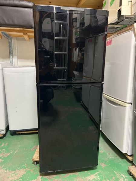 Tủ lạnh 405 Mitsubishi 136L