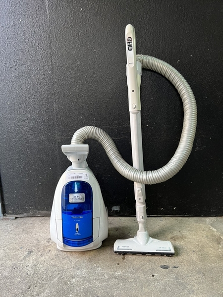 Máy hút bụi 33 - TOSHIBA