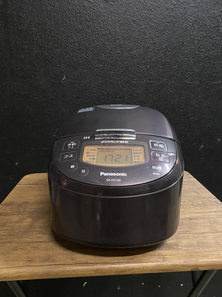 Nồi Cơm 69 - PANASONIC 1,5l