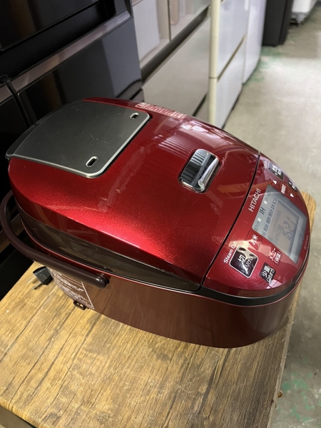 Nồi cơm PVN835 Hitachi 1.0L 2022