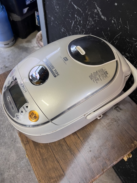 nồi cơm PVN1446 Zojirushi 1.0L