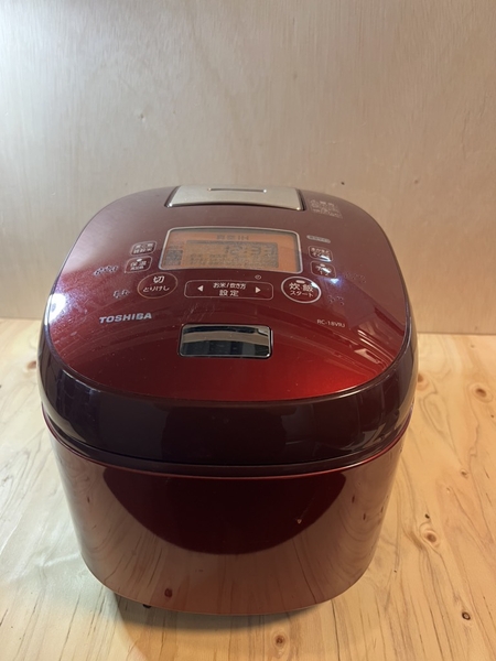 Nồi cơm 255 TOSHIBA 1.8L