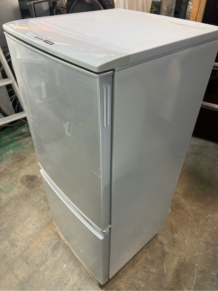 Tủ lạnh PVN1541 Sharp 137L 15