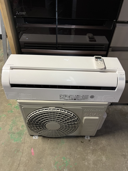 Điều hoà PVN826 Hitachi 2.2kw 2023