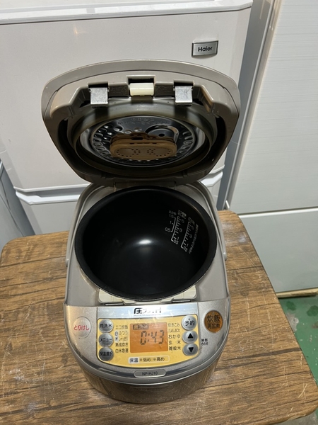 Nồi cơm 200 ZOJIRUSHI 1L