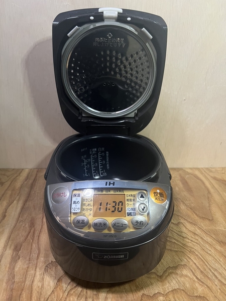 Nồi cơm 242 ZOJIRUSHI  2017 1L