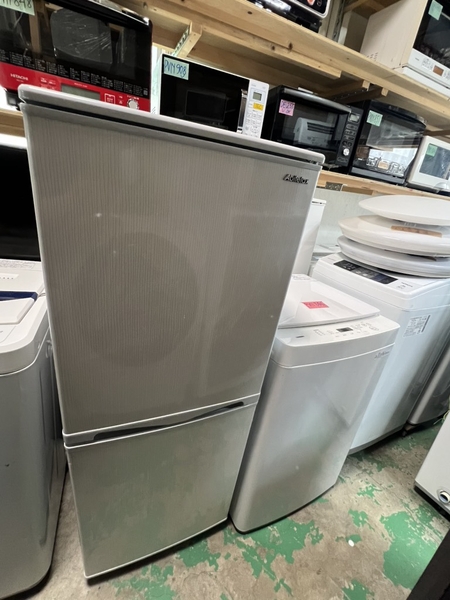 tủ lạnh PVN1205 Abite 143L 2018
