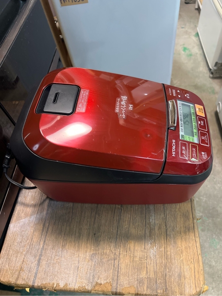 Nồi cơm PVN1655 Hitachi 1.0L