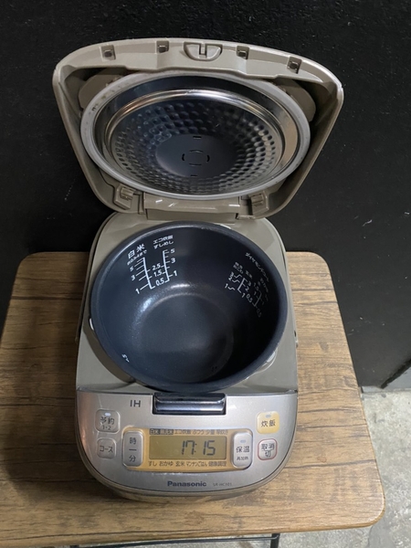 Nồi Cơm 68 - PANASONIC 1,5l