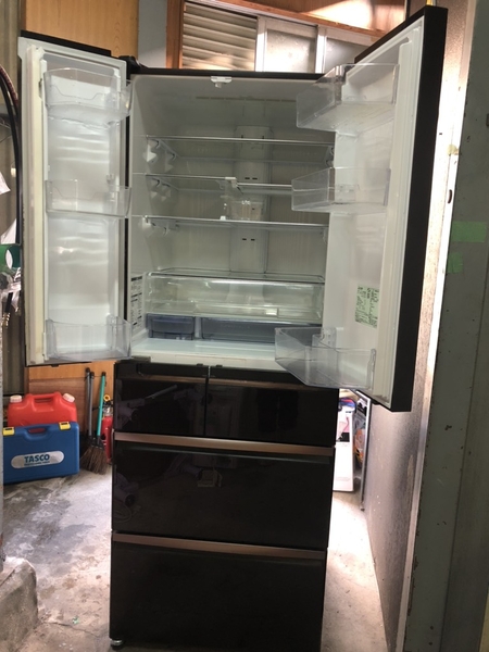 Tủ lạnh 216 MITSUBISHI 2015 605L
