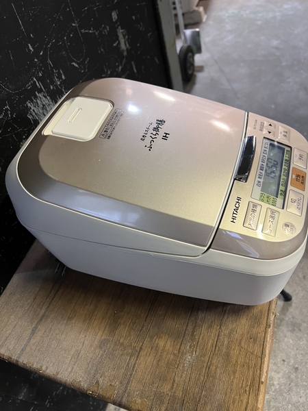 Nồi cơm PVN1450 Hitachi 1.0L