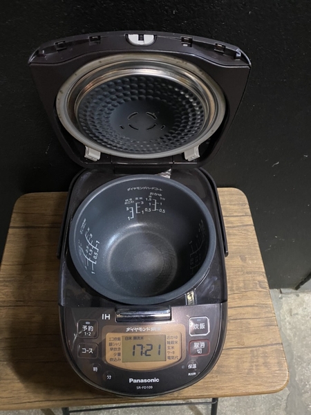 Nồi Cơm 69 - PANASONIC 1,5l