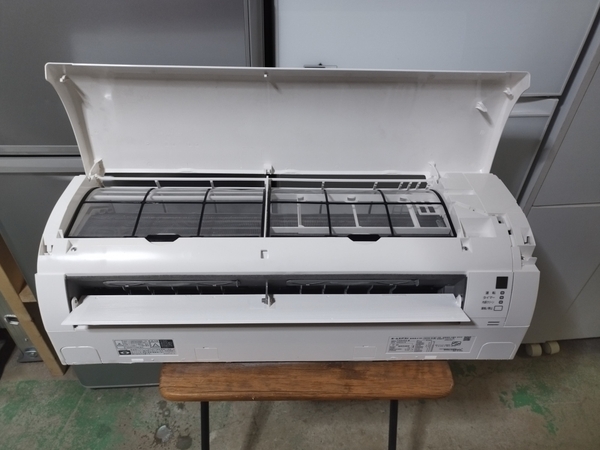Điều hoà 307 DAIKIN 2020 2.2KW 100V