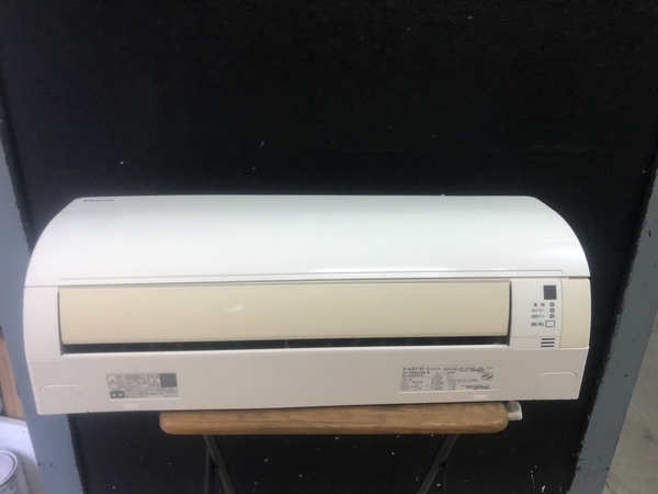 Điều hoà 293 DAIKIN 2015 2.2KW