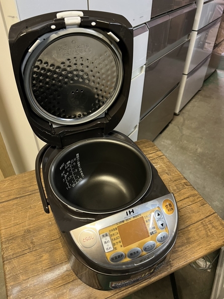 Nồi cơm 197 ZOJIRUSHI 1L