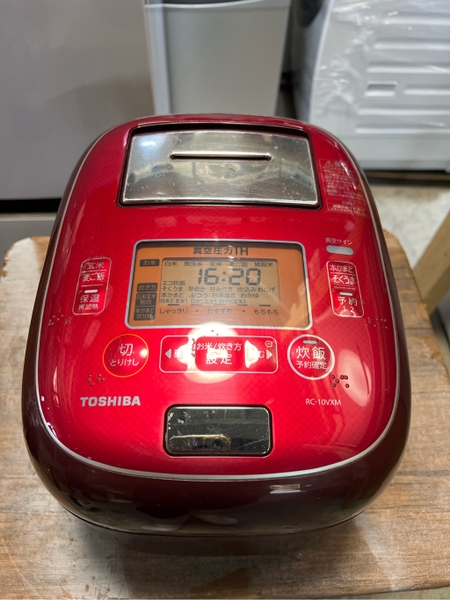 Nồi cơm PVN1583 Toshiba 1.0L