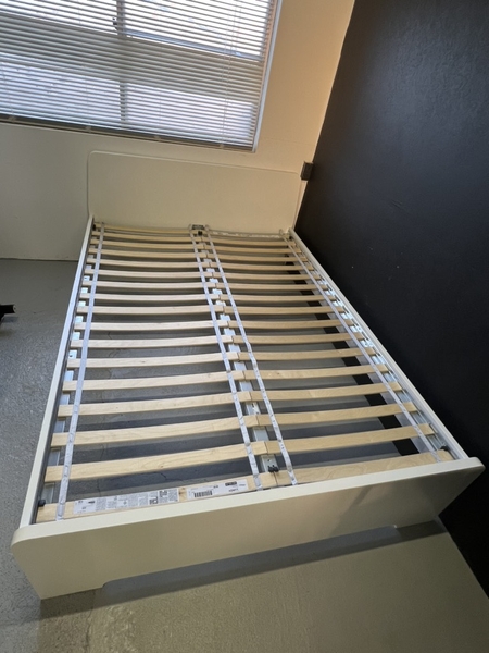 Giường đôi PVN880 140 x 200