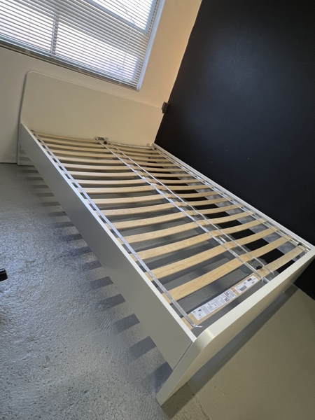 Giường đôi PVN880 140 x 200