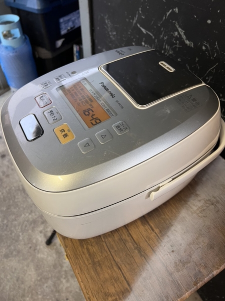 Nồi cơm PVN1447 Panasonic 1.0L