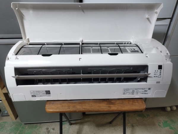 Điều hoà 307 DAIKIN 2020 2.2KW 100V