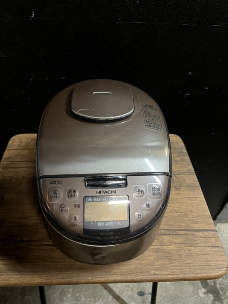 Nồi cơm 79 - HITACHI 1L