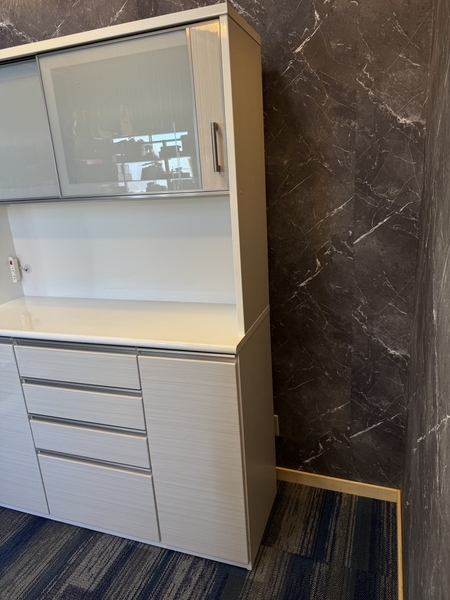 Tủ bếp NITORI PVN1755 140 x 206 x 50cm