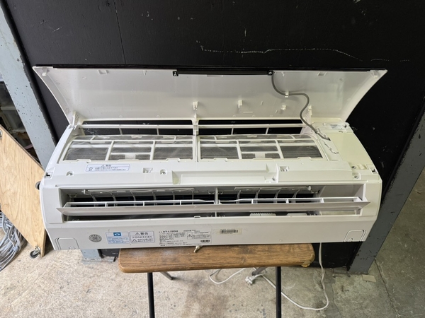 Điều hoà 573 - SHARP 2020 2.2kw 100v