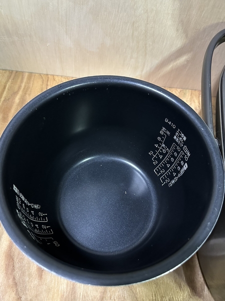 Nồi cơm điện 216 - ZOJIRUSHI 1.8L